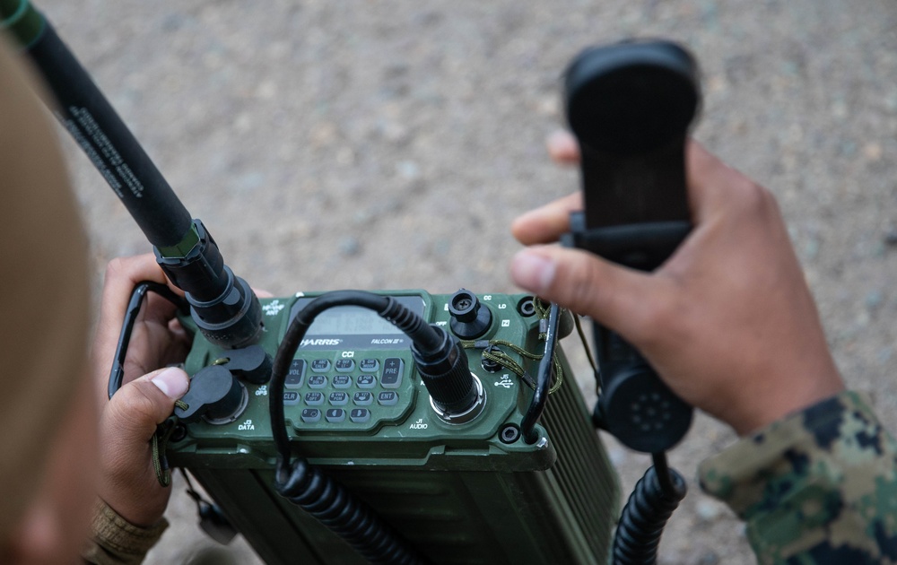 11th MEU Marines Coordinate Naval Fires with USS Kidd