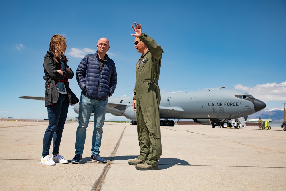 Utah Gov. Spencer Cox visits the Utah Air National Guard
