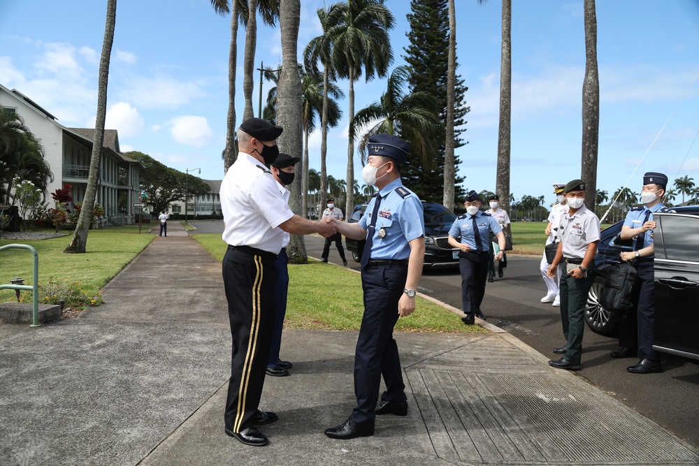 Republic of Korea chairman of the joints chiefs of staff visits USARPAC