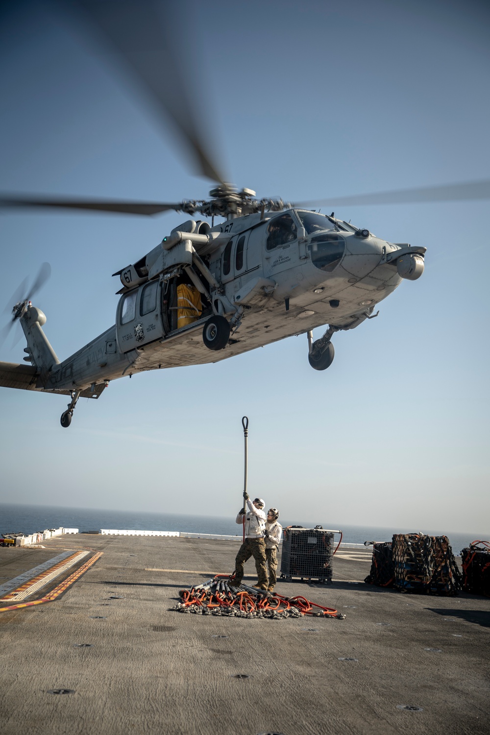 11th MEU, USS Essex Conduct Replenishment-At-Sea in the Pacific
