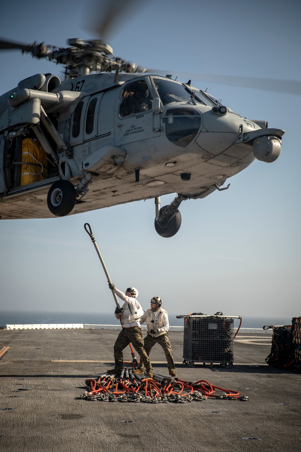 11th MEU, USS Essex Conduct Replenishment-At-Sea in the Pacific