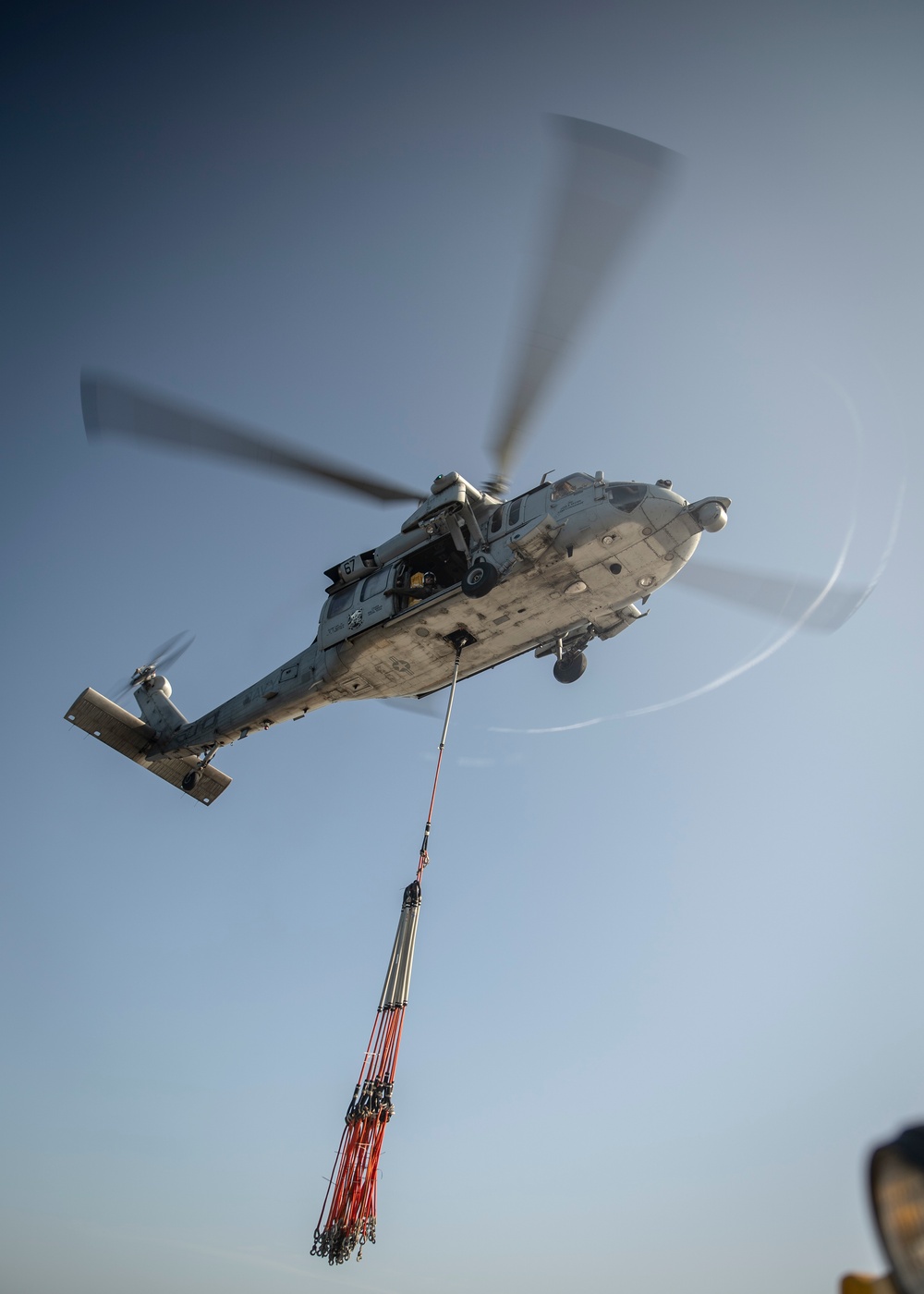 11th MEU, USS Essex Conduct Replenishment-At-Sea in the Pacific