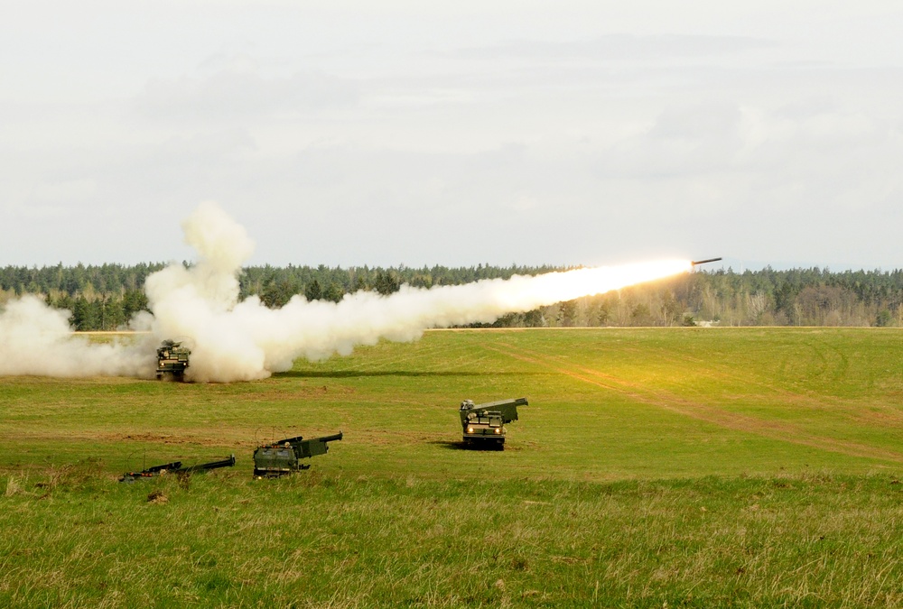 1-77 Falcons first composite rocket battery