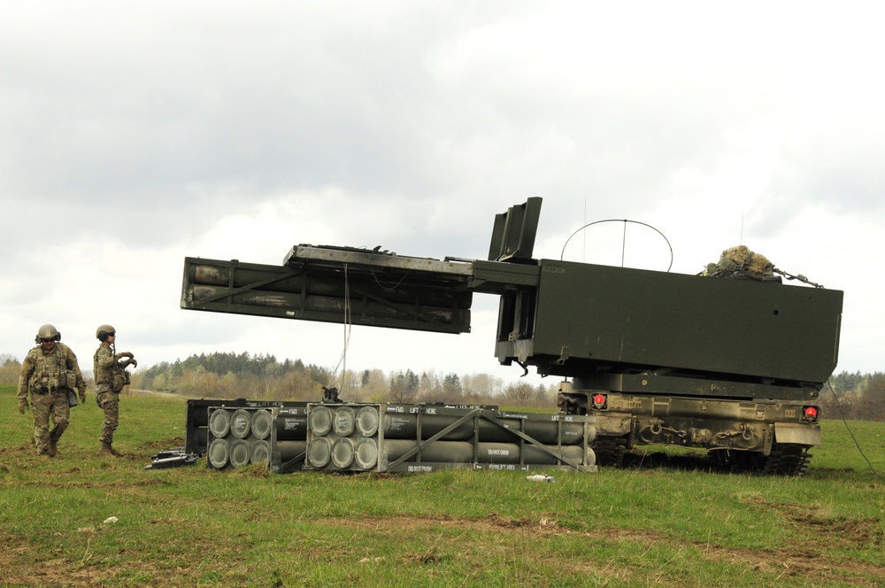 1-77 Falcons first composite rocket battery
