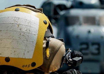 VMM-165 (Rein.) conducts flight ops aboard USS Portland