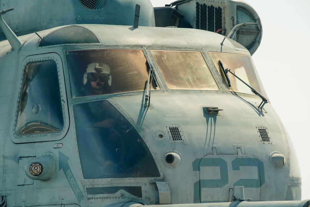 VMM-165 (Rein.) conducts flight ops aboard USS Portland