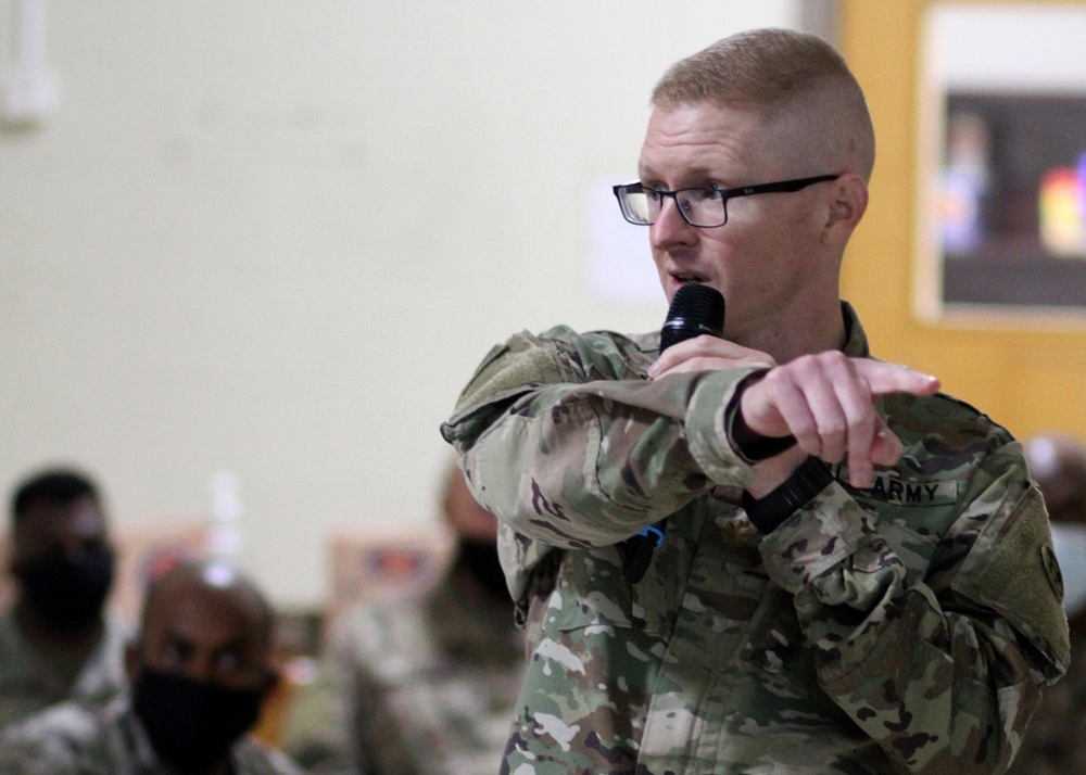 1st TSC family life chaplain blends theology, psychology to help Soldiers