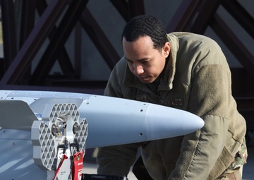 52nd Fighter Wing loads live assets