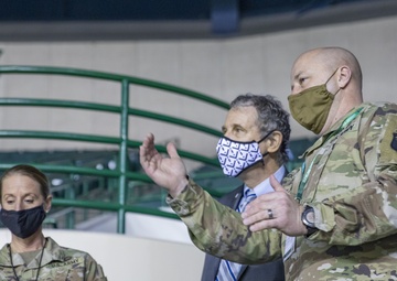 U.S. Senator Sherrod Brown visits Cleveland Community Vaccination Center