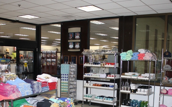 Sailors Shop Safely at NEX Guantanamo Bay