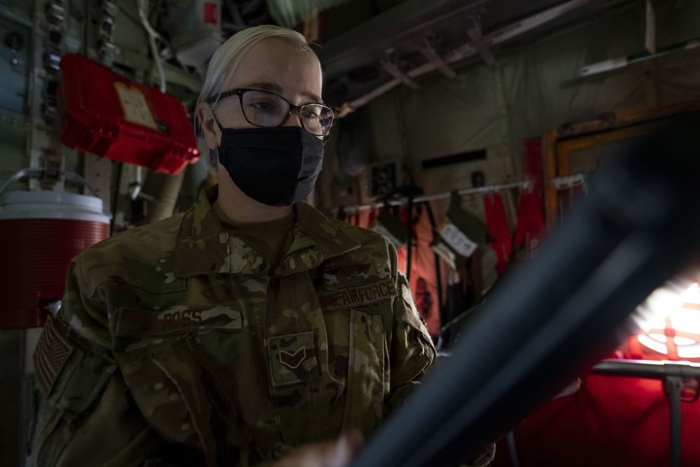 Aeromedical Evacuation trains with NPCL on C-130