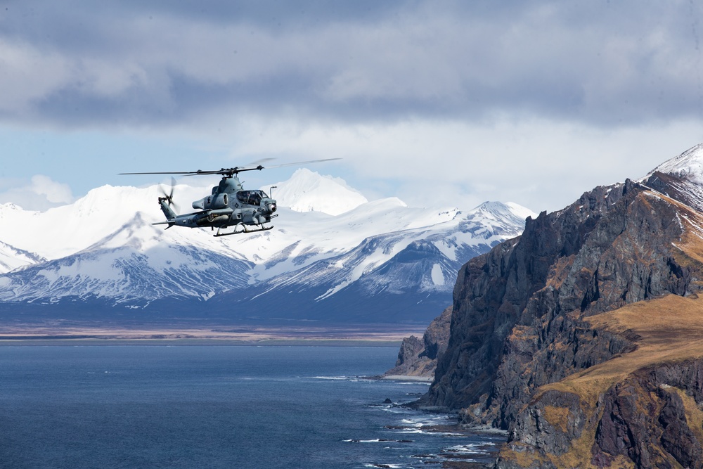 USS Somerset, USS San Diego, 15th MEU arrive in Alaska for Northern Edge 21