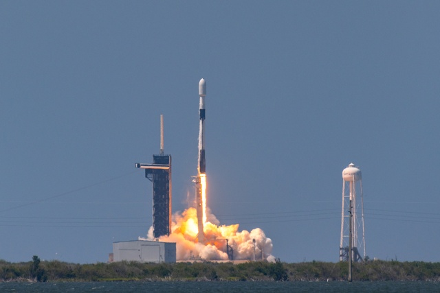 45th Space Wing Supports Successful Falcon 9 L-25 Starlink Launch