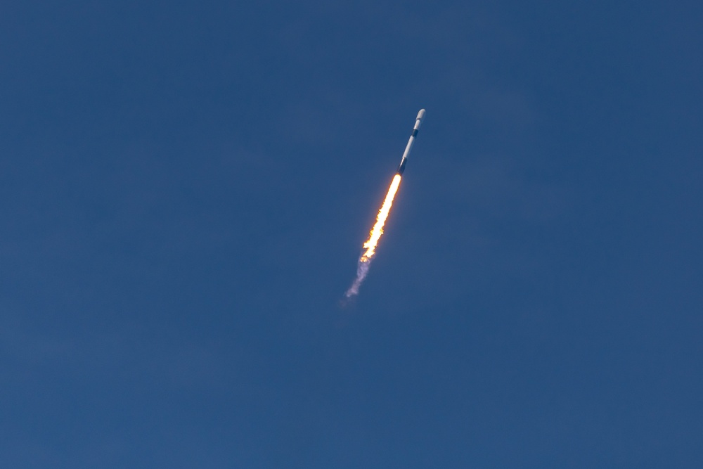 45th Space Wing Supports Successful Falcon 9 L-25 Starlink Launch