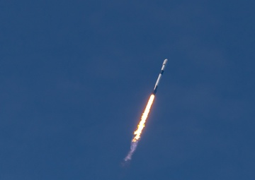 45th Space Wing Supports Successful Falcon 9 L-25 Starlink Launch