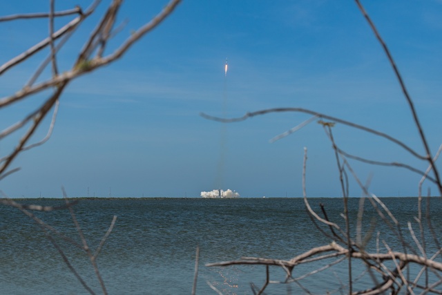 45th Space Wing Supports Successful Falcon 9 L-25 Starlink Launch