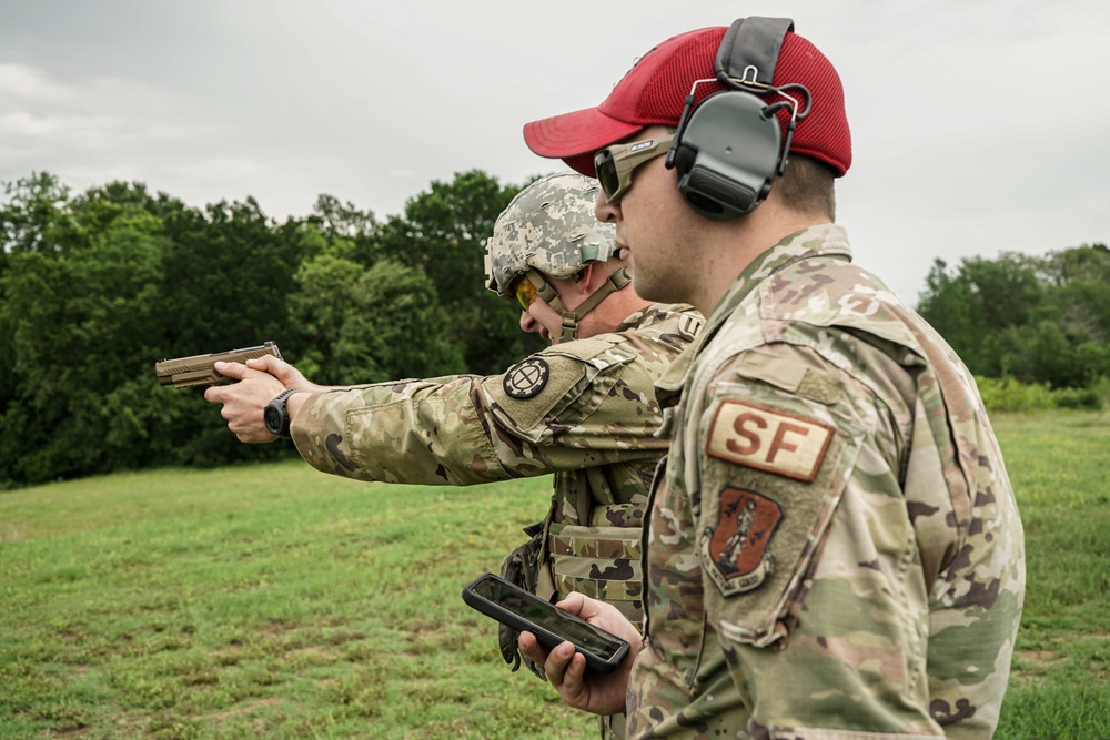 Texas Military Department host Region V Best Warrior Competiton