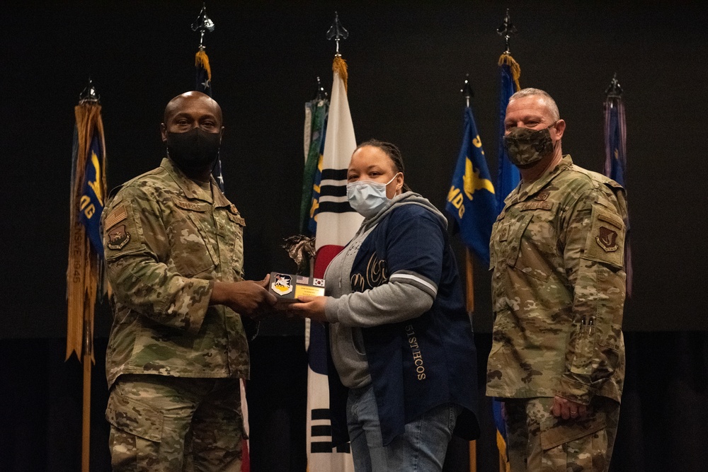 51st Fighter Wing Honors Quarterly Award Winners