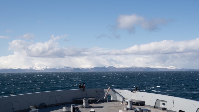Makin Island Amphibious Ready Group, 15th Marine Expeditionary Unit arrive off the coast of Alaska for Northern Edge 21