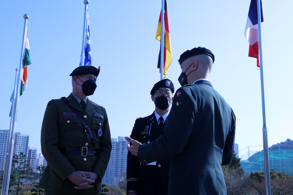 UNC service members in discussion during Turn Toward Busan