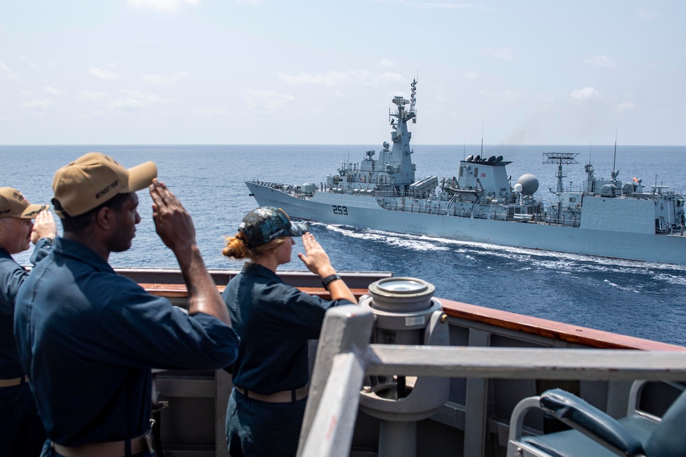 USS Laboon Conducts Operations with HMCS Calgary and PNS Saif