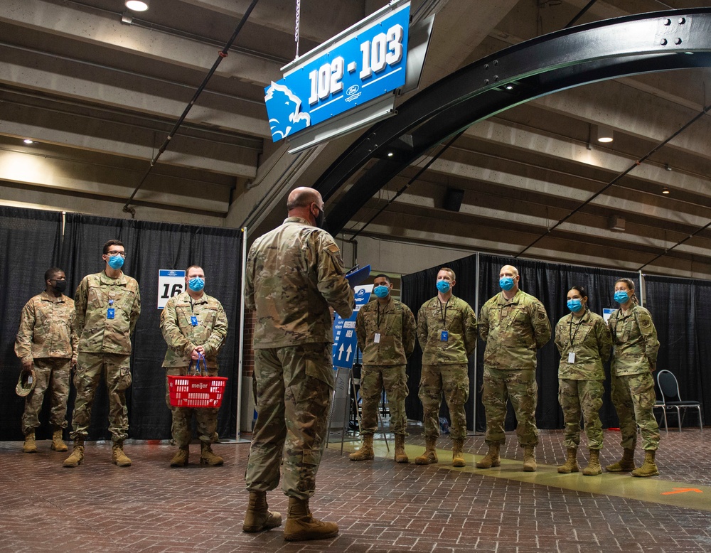 Col. Miller Visits Deployed Airmen in Detroit, Michigan