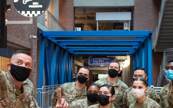 Col. Miller Visits Deployed Airmen in Detroit, Michigan