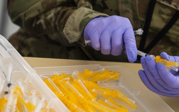 Col. Miller Visits Deployed Airmen in Detroit, Michigan
