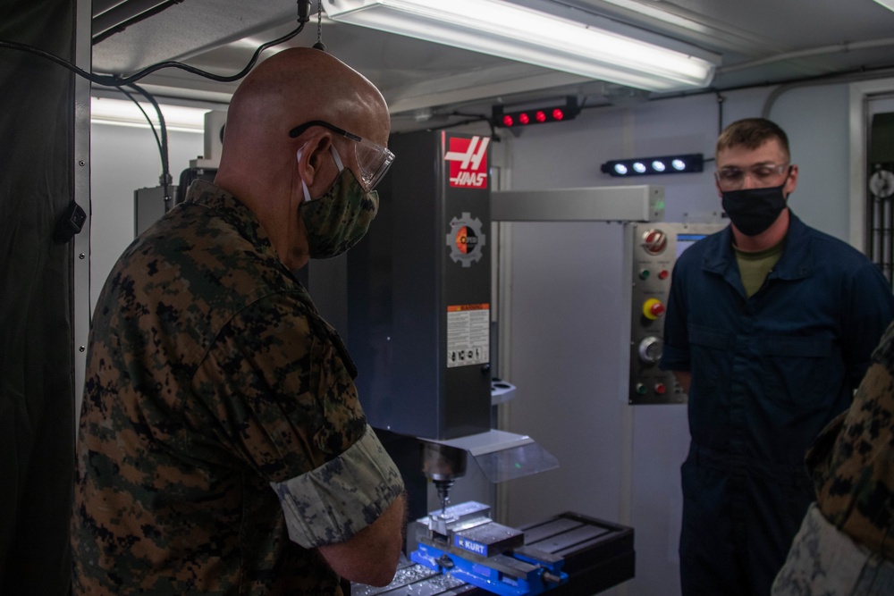 General Berger visits 2d Marine Division