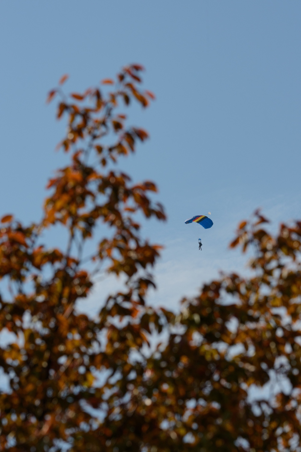 Belgian Paratroopers perform HALO Jumps on Chièvres Air Base