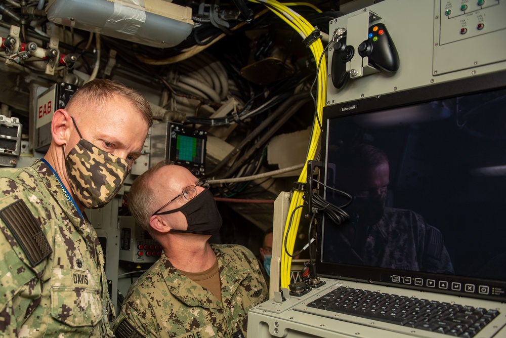 Vice Adm. Daryl Caudle, Commander, U.S. Submarine Forces Visits Naval Submarine Base Kings Bay