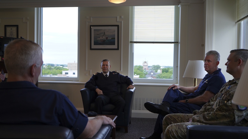 U.S. Coast Guard Atlantic Area Commander meets with incoming Joint Arctic Commander