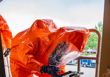 Florida’s 44th Civil Support Team responds to mock chemical, biological threat in multi-state exercise