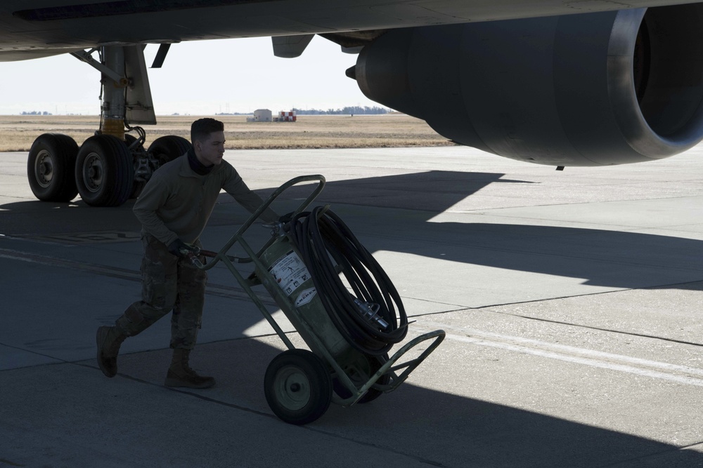 349 AMW and 446 AW Airmen Hone Skills at Exercise Nexus Dawn