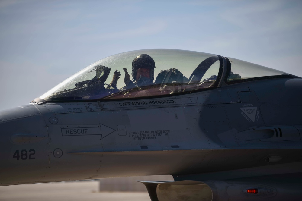 Wolf II celebrates his final flight at the Wolf Pack