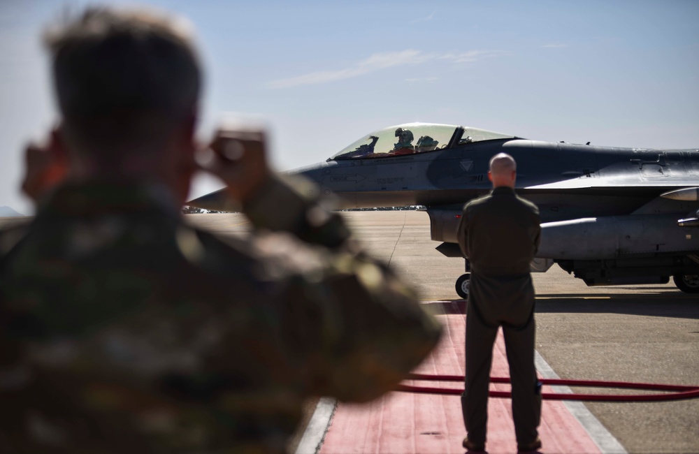 Wolf II celebrates his final flight at the Wolf Pack