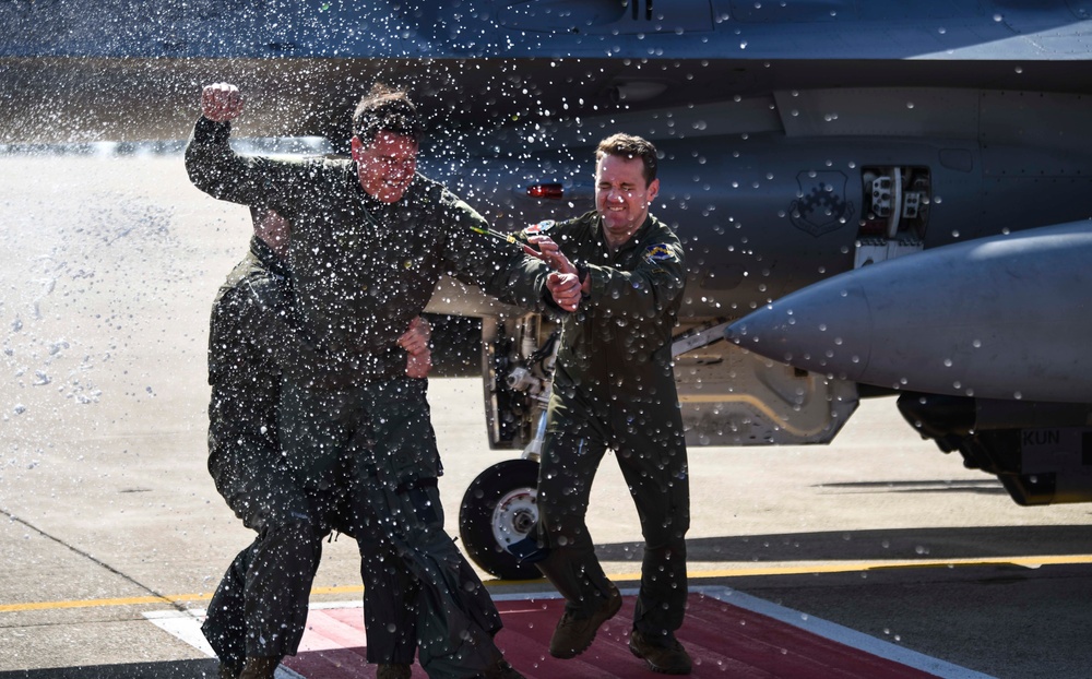 Wolf II celebrates his final flight at the Wolf Pack