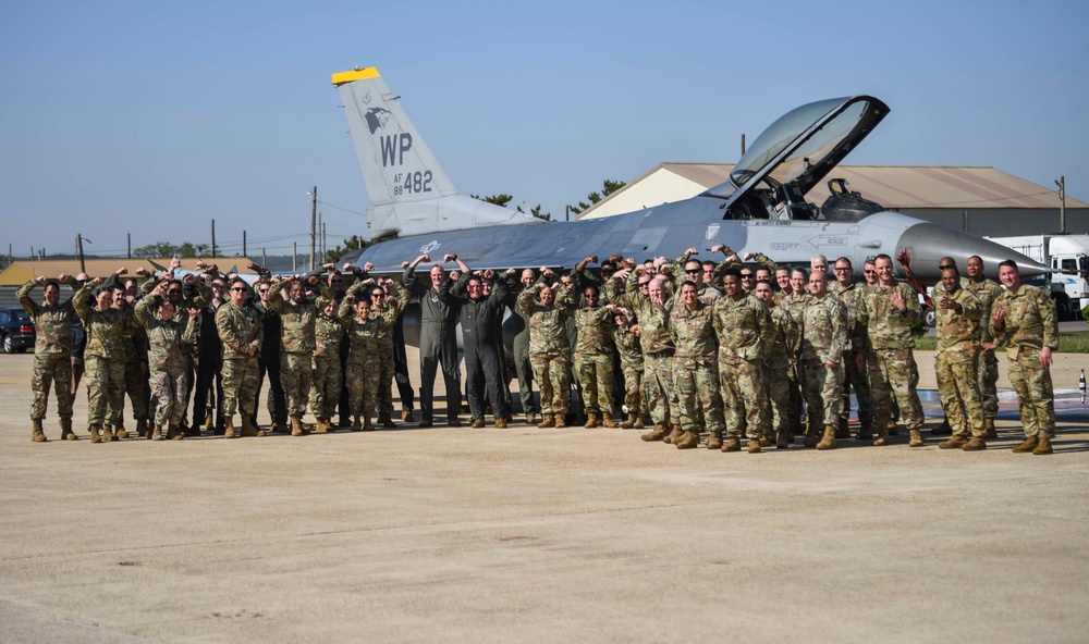 Wolf II celebrates his final flight at the Wolf Pack