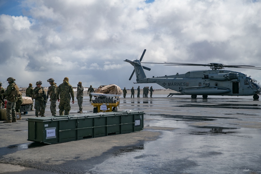 15th MEU Marines, Sailors arrive in Cold Bay, Alaska for Northern Edge 2021