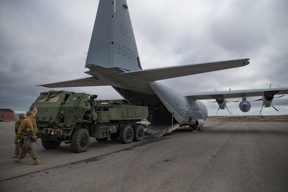 15th MEU HIMARS load KC-130J at Cold Bay, Alaska during Northern Edge 2021