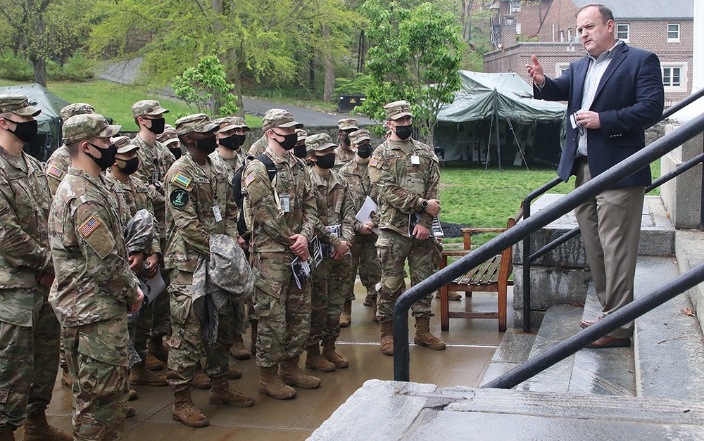 Inspiration to Serve allows yearlings to honor fallen graduates, reflect on their prospective affirmation