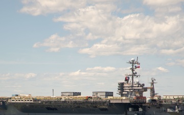 USS John C. Stennis departed Norfolk for Newport News to begin RCOH