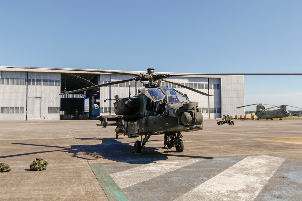 Lt. Col. Lee Robinson completes final flight at Hunter Army Airfield, Georgia.
