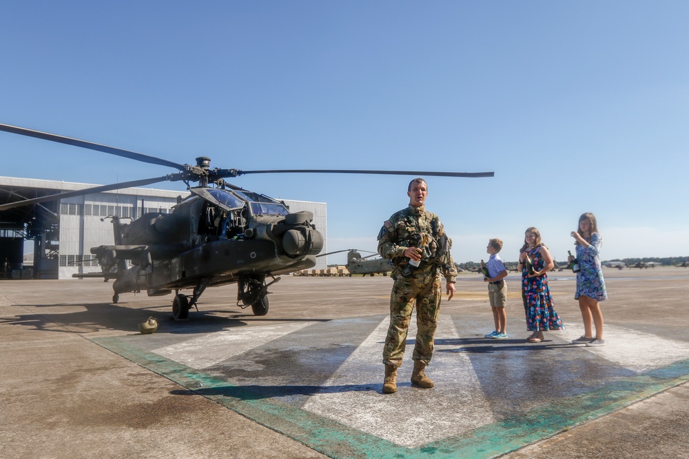 Lt. Col. Lee Robinson completes final flight at Hunter Army Airfield, Georgia.