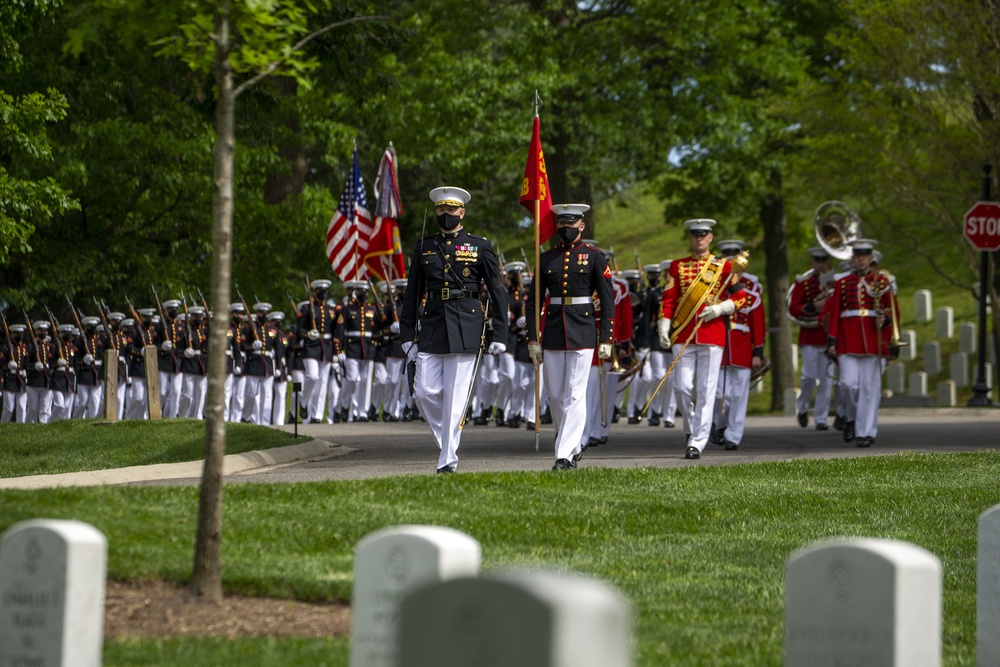 Marines conduct a Full Honors Funeral for General John K. Davis at Arlington National Cemetery