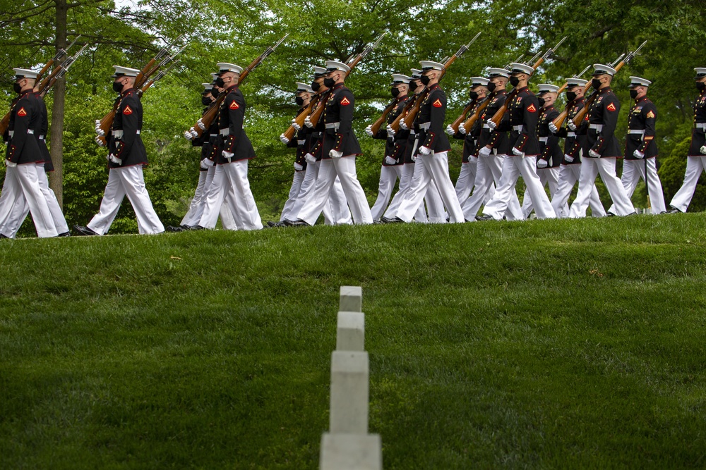 Marines conduct a Full Honors Funeral for General John K. Davis at Arlington National Cemetery