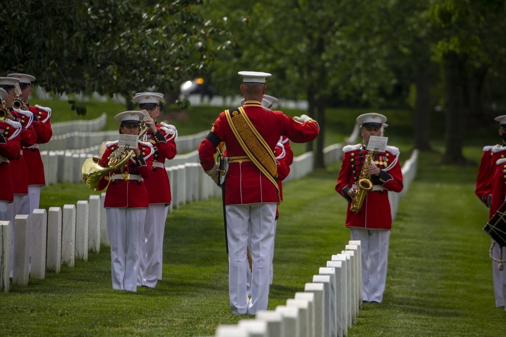 Marines conduct a Full Honors Funeral for General John K. Davis at Arlington National Cemetery