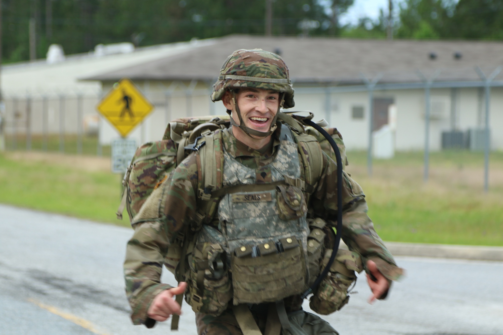 【2025春夏新色】 DVIDS - and Soldier Division Infantry 3rd - Images ミリタリー