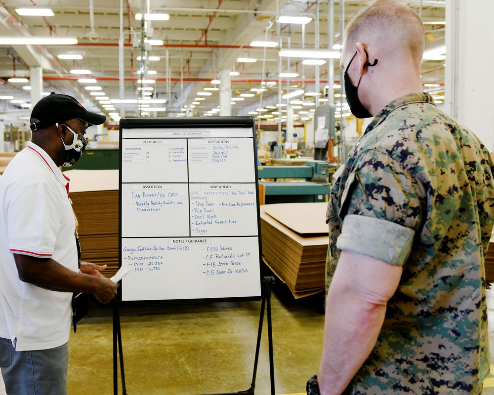 Defense Logistics Agency Distribution Commander visits DLA Distribution Warner Robins