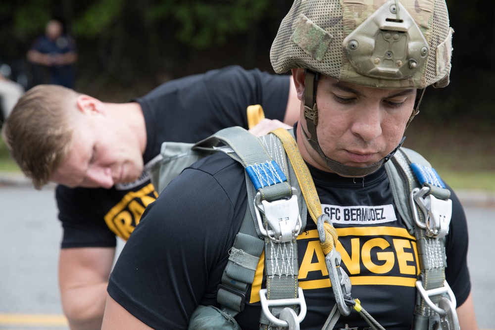 5TH RANGER TRAINING BATTALION WATER JUMP